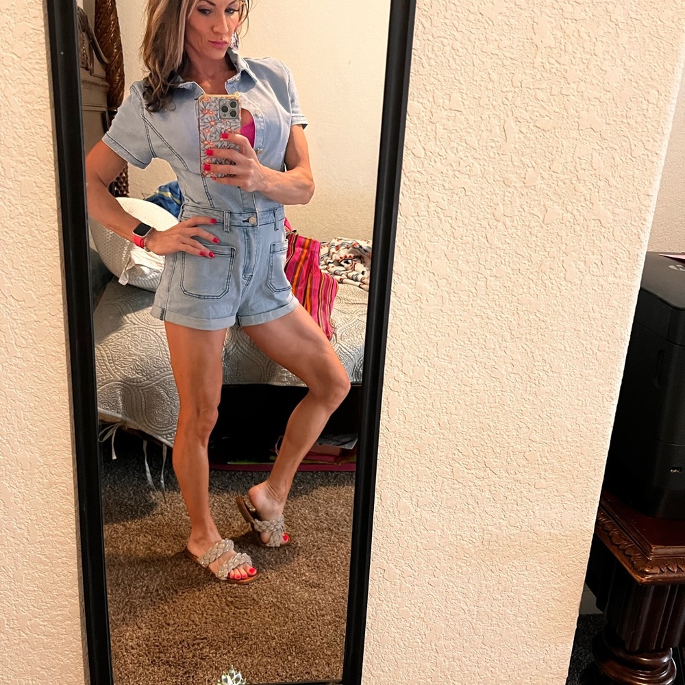 Small button down denim rompee